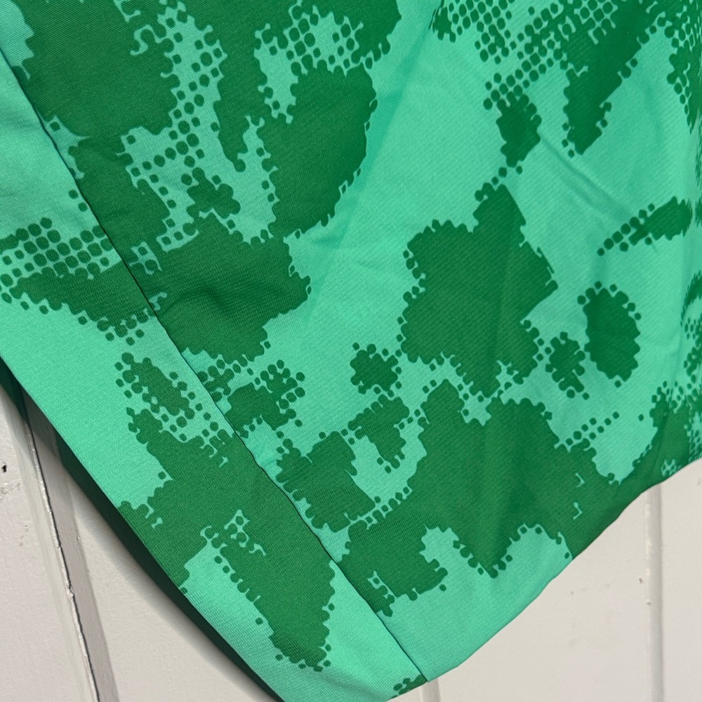 Impressions Green Patterned Women's Blouse - Picture 4 of 5